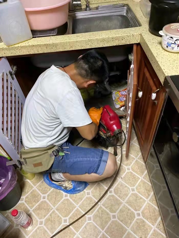 正镶白通下水道